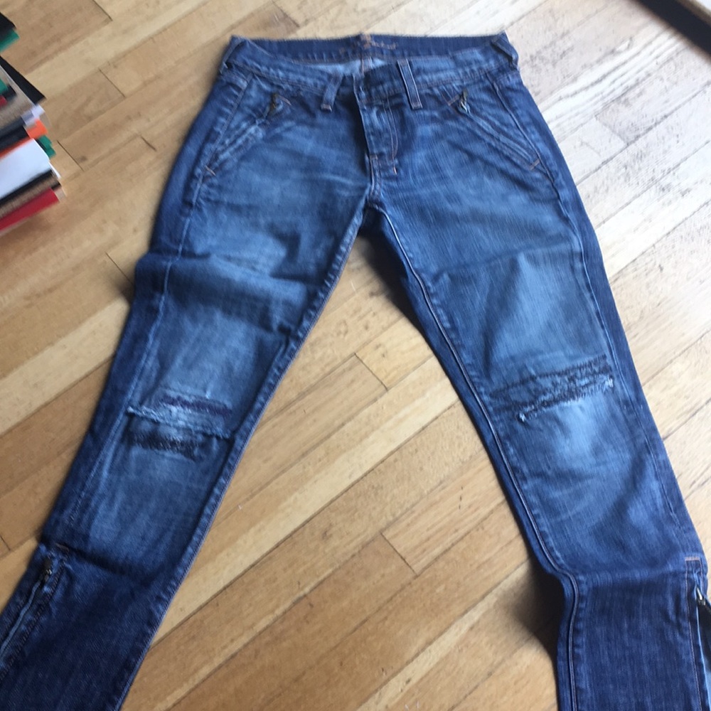 Seven Jeans